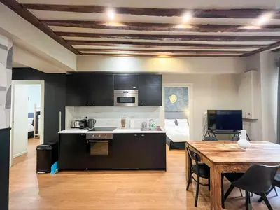 Cuisine ou kitchenette dans l'établissement 02 - Pretty 4BDR Flat in Paris