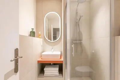 Salle de bains dans l'établissement MAISON FRANCOIS : Cosy loft with AC