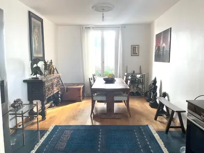 Coin salon dans l'établissement Les Marais