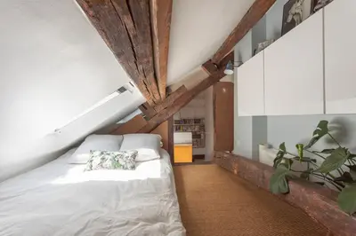 Plan de l'établissement Notre-Dame Stunning 2 BR air conditioned Flat
