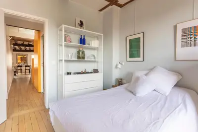 Plan de l'établissement Notre-Dame Stunning 2 BR air conditioned Flat