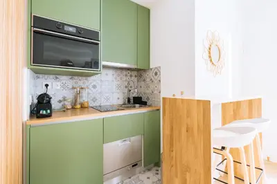 Cuisine ou kitchenette dans l'établissement Alluring 1 bedroom Apartment 5 min to the Eiffel Tower!