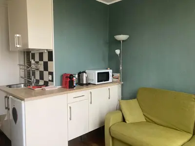 Cuisine ou kitchenette dans l'établissement Jupiter 101 Studio Montmartre