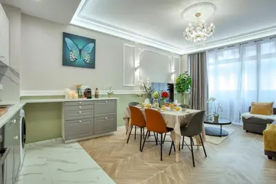 Cuisine ou kitchenette dans l'établissement Charming Apart NEW 2 Bedrooms with Aircon