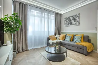 Coin salon dans l'établissement Charming Apart NEW 2 Bedrooms with Aircon
