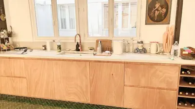 Cuisine ou kitchenette dans l'établissement Luxurious loft in the heart of Belleville (2 bedrooms)