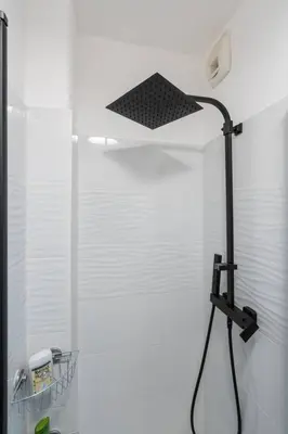 Salle de bains dans l'établissement Cocon aux portes de Paris | By Airnest