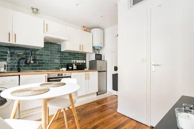 Cuisine ou kitchenette dans l'établissement Cocoon in the heart of Batignolles | By Airnest