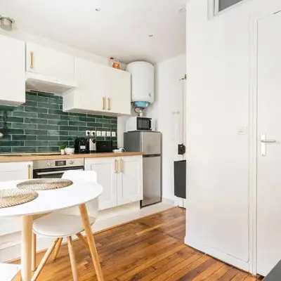 Cocoon in the heart of Batignolles | By Airnest