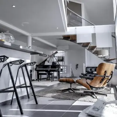 Beautiful Loft 130m2 Sun and free parking