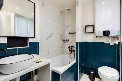 Salle de bains dans l'établissement Cute Studio in the 16th near the Arc de Triomphe