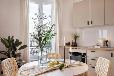 Cuisine ou kitchenette dans l'établissement Sirene - 2 chambres à Batignolles