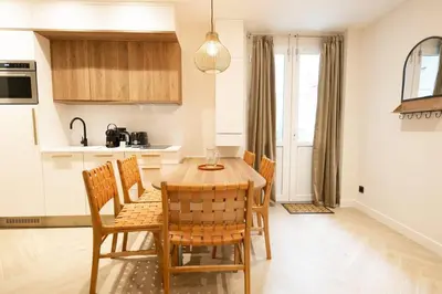 Cuisine ou kitchenette dans l'établissement NEW Luxury & Cozy Apartment - 6p
