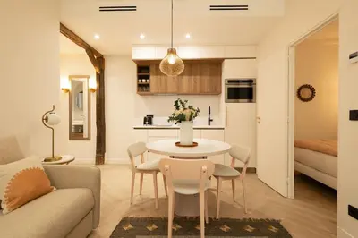 Cuisine ou kitchenette dans l'établissement New Luxury apartment - 4 people