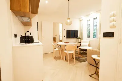 Cuisine ou kitchenette dans l'établissement New Luxury apartment - 4 people