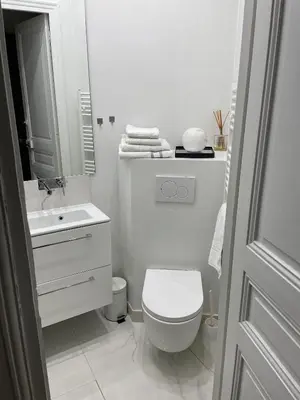 Salle de bains dans l'établissement Appartement Paris 7ème Invalides/ Tour Eiffel 1er étage