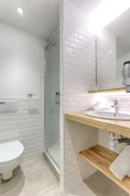 Salle de bains dans l'établissement Cozy Duplex 6P - Arc de Triomphe
