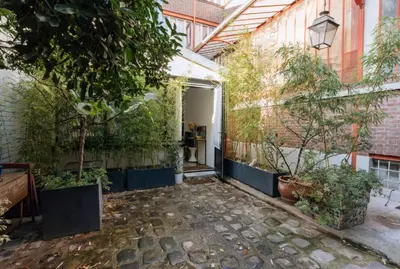 Plan de l'établissement Stylish 1BD Loft Canal Saint-Martin!