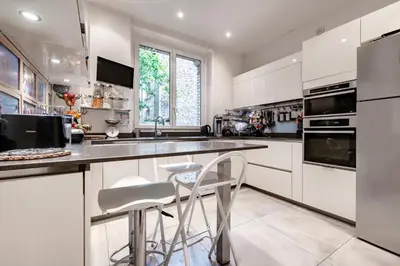 Cuisine ou kitchenette dans l'établissement Veeve - Epic Romance