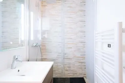 Salle de bains dans l'établissement Cosy Studio Apartment - Bastille