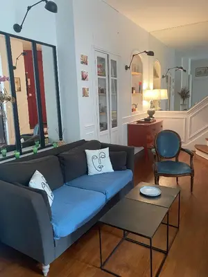 Coin salon dans l'établissement Homy and Cosy private flat - Paris