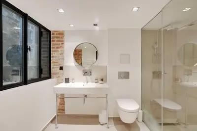 Salle de bains dans l'établissement Luxury apartment 4 BEDR - Sacré Coeur Montmartre