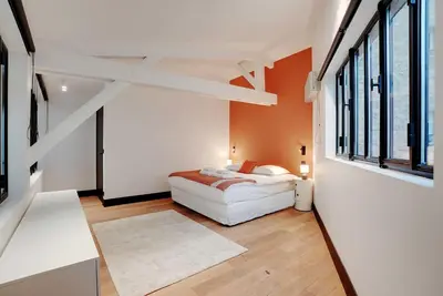 Un ou plusieurs lits dans un hébergement de l'établissement Luxury apartment 4 BEDR - Sacré Coeur Montmartre