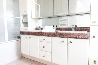 Cuisine ou kitchenette dans l'établissement Magnificient Terrace 6 pers flat