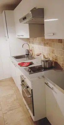 Cuisine ou kitchenette dans l'établissement Bastille - Lappe - Quartier anime