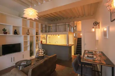 Cuisine ou kitchenette dans l'établissement Le Marais - Charlot - Appartement de caractere