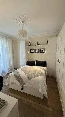 Un ou plusieurs lits dans un hébergement de l'établissement 2-Bed Room Cosy Apartment - Central Location