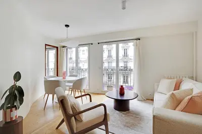 Coin salon dans l'établissement Pick A Flat's Apartment in Saint-Germain - Rue de Sèvres
