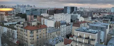Vue générale sur Clichy ou vue de la ville depuis l'appartement