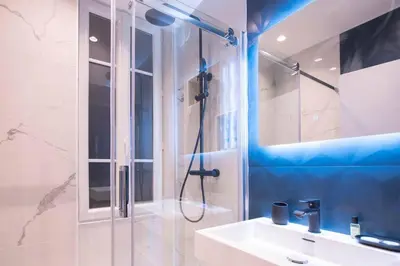 Salle de bains dans l'établissement Chic & Fully-Equipped Apartment in Le Marais