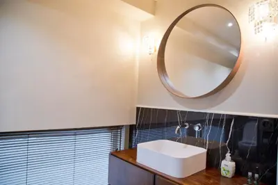 Salle de bains dans l'établissement Célestine - Luxury Duplex Saint-Michel Luxembourg Gardens