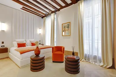 Coin salon dans l'établissement TheLander - Serviced Apartment in Saint-Germain-des-Prés