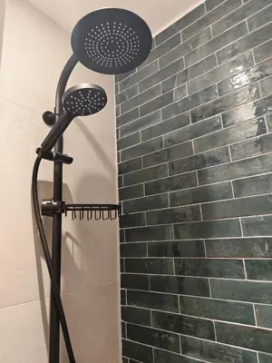 Salle de bains dans l'établissement Appart calme Montmartre