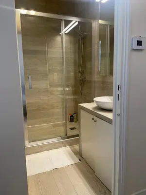 Salle de bains dans l'établissement Chemin Vert