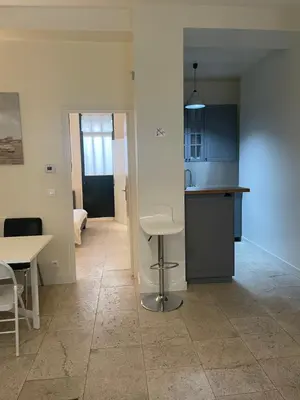 Cuisine ou kitchenette dans l'établissement Chemin Vert
