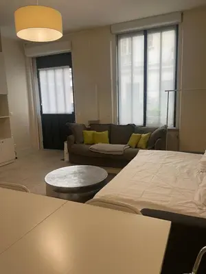 Coin salon dans l'établissement Chemin Vert