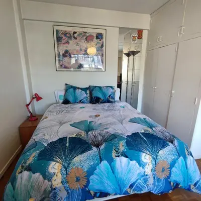 Un ou plusieurs lits dans un hébergement de l'établissement Studio COSY et SPACIEUX AVEC EMPLACEMENT IDEAL