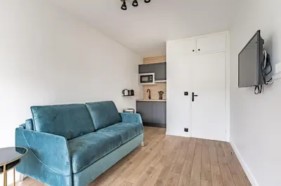 Télévision ou salle de divertissement dans l'établissement Magnifique Studio neuf