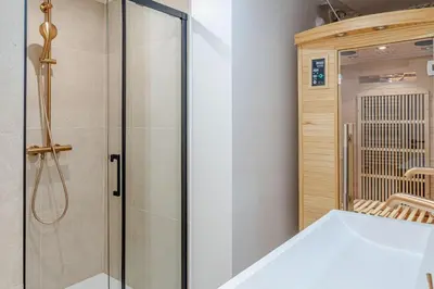 Plan de l'établissement Lavie Maison A C & Sauna