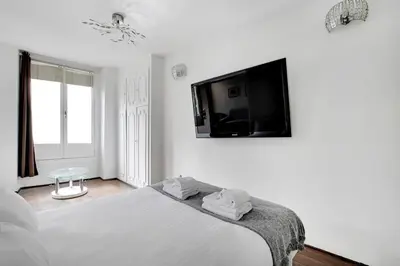 Un ou plusieurs lits dans un hébergement de l'établissement Paris Marais Beaubourg Area