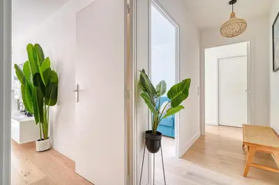 Plan de l'établissement Luxueux appartement Paris proche Tour Eiffel Champs Elysées La Défense