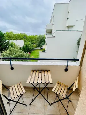Balcon ou terrasse dans l'établissement Exclusive Private Apartment by Warilco - Pleyel 25 m2 - À 1 minute de la station métro Carrefour Pleyel