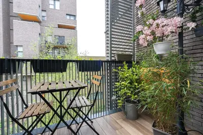 Balcon ou terrasse dans l'établissement Joli appartement dans Eco quartier résidentiel