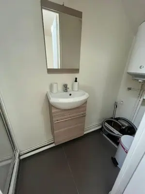 Salle de bains dans l'établissement Paris cocooning à 5 minutes de la Gare du Nord