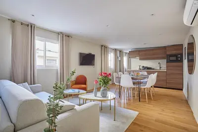 Cuisine ou kitchenette dans l'établissement Apartment Center of Paris by Studio prestige