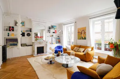 Cuisine ou kitchenette dans l'établissement Magnifique appartement 135m2 Jardin du Luxembourg